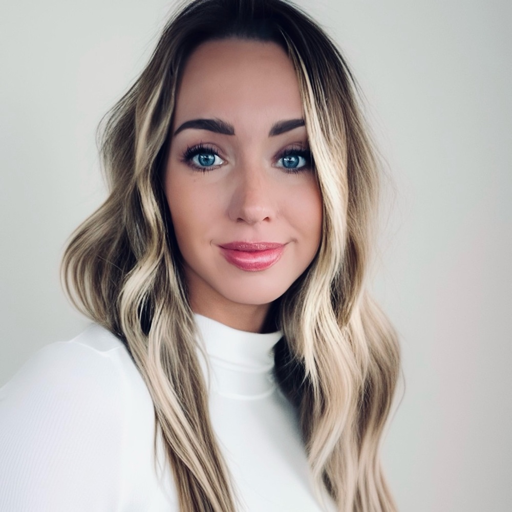 Meet your Posher, Lyndi